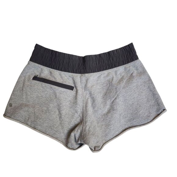 Lululemon‎ Womens Gray Shorty Shorts Wide Waistband Sz Sm - Picture 3 of 7